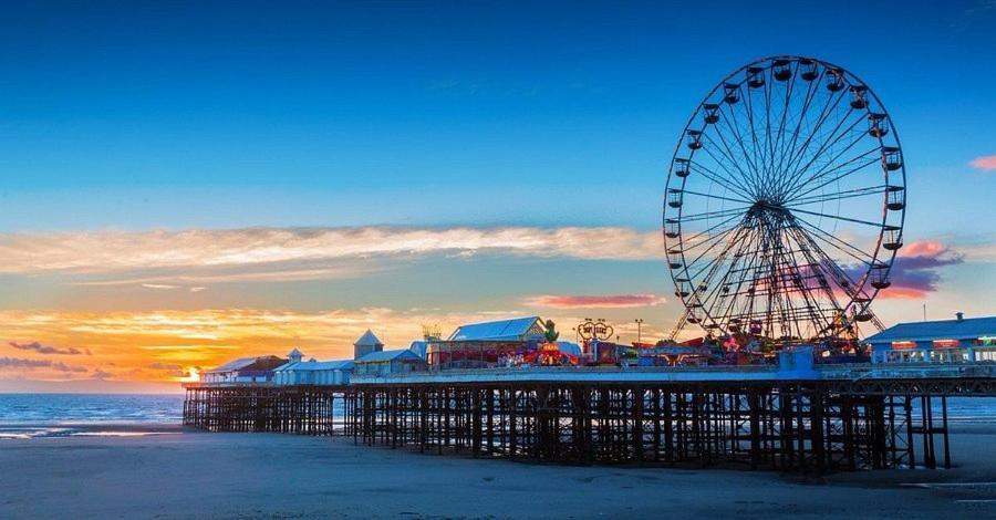 Charming 3-bed Near Attractions Сasa de vacaciones Blackpool